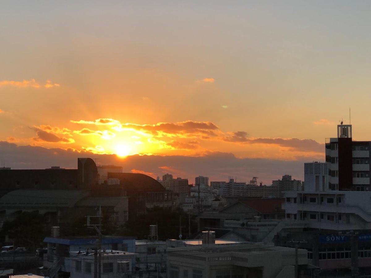 Hotel Y'Rise To Urasoe ภายนอก รูปภาพ
